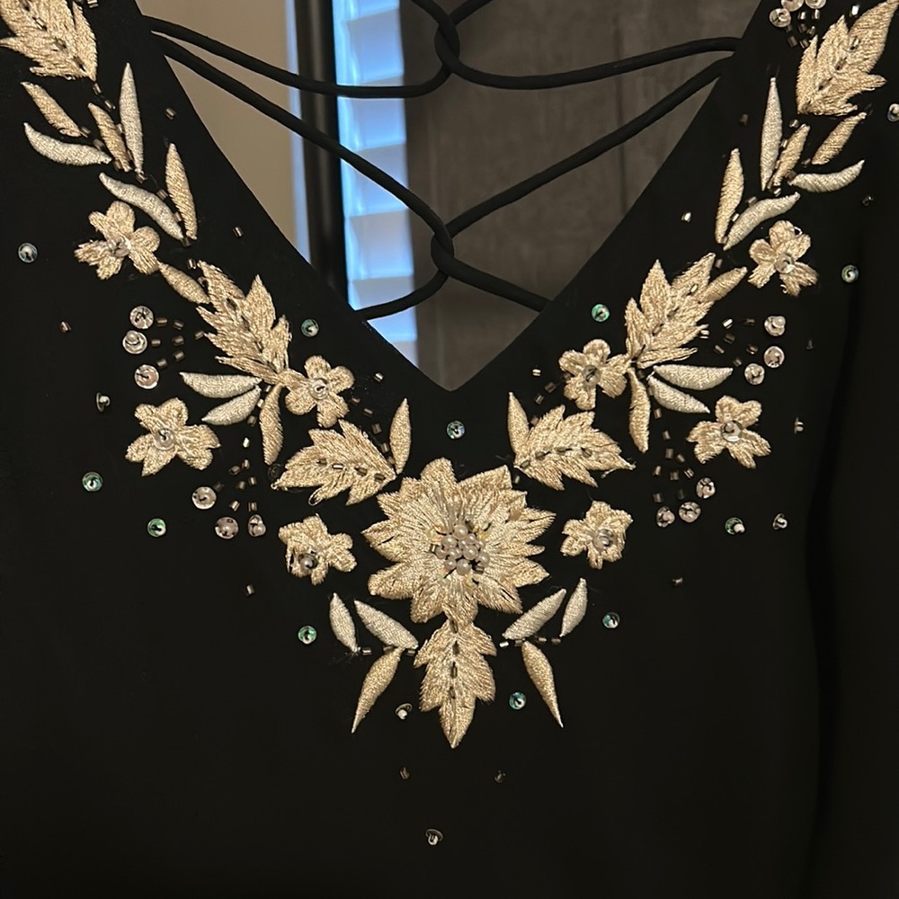 Size 4P black dress